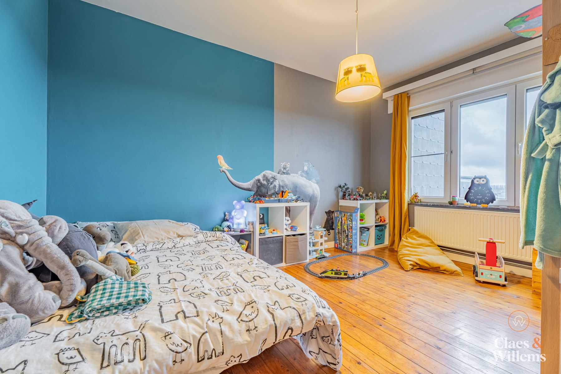 Ruim huis met zonnepanelen en vrije tuin  foto 10