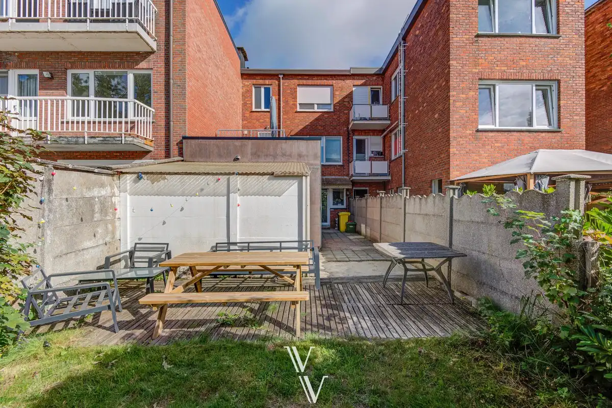 Opbrengsteigendom met kangoeroewoning-mogelijkheid, tuin en terras foto 22