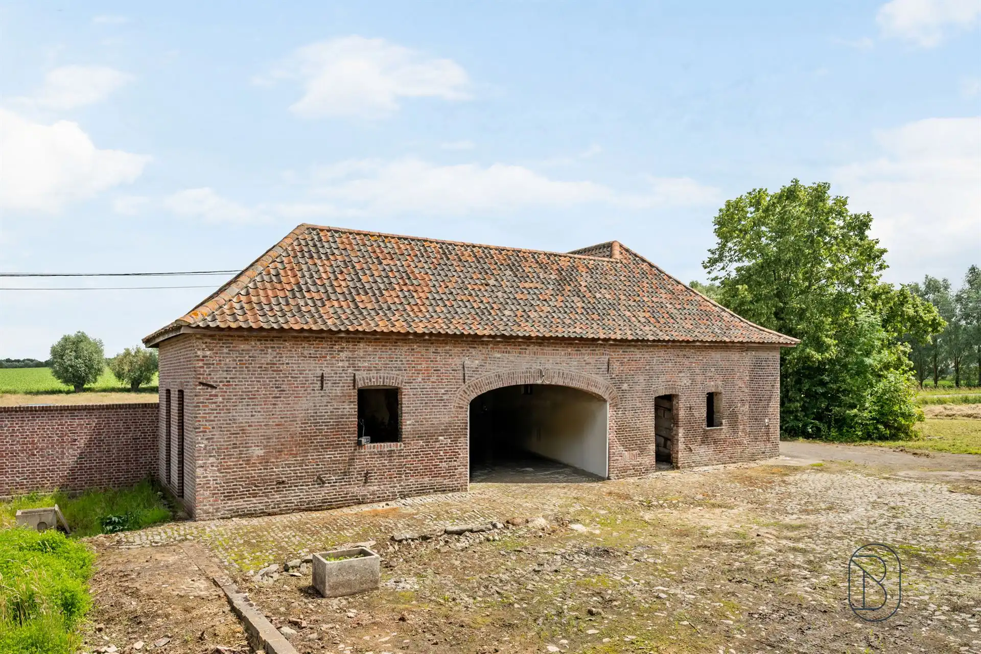 Prachtig gelegen vierkantshoeve met zichten op 2,45 hectare foto 5