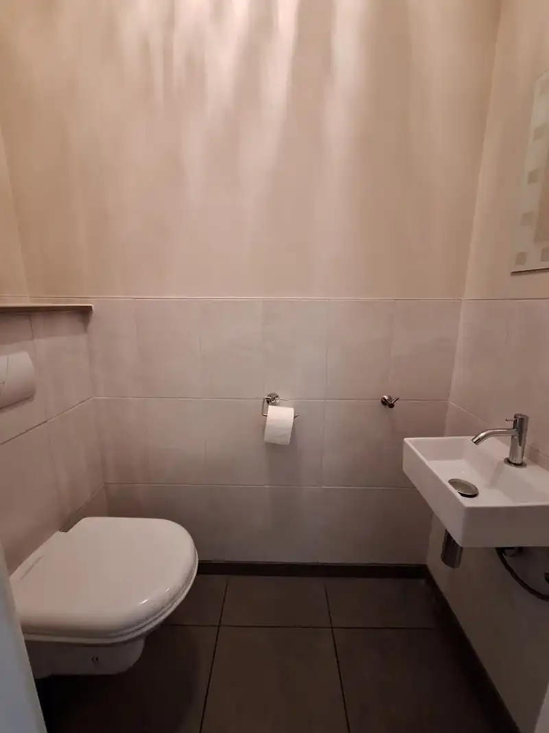 Instapklaar, modern gelijkvloers appartement te Kortessem foto 16