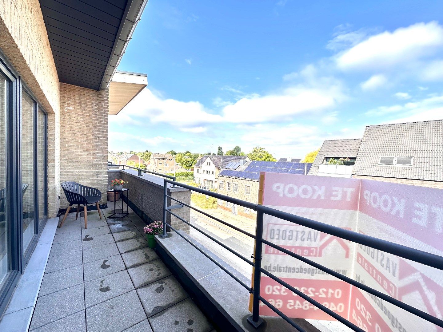 Stijlvol duplexappartement met garage, 2 terrassen en energiezuinig karakter in Kortessem foto 27