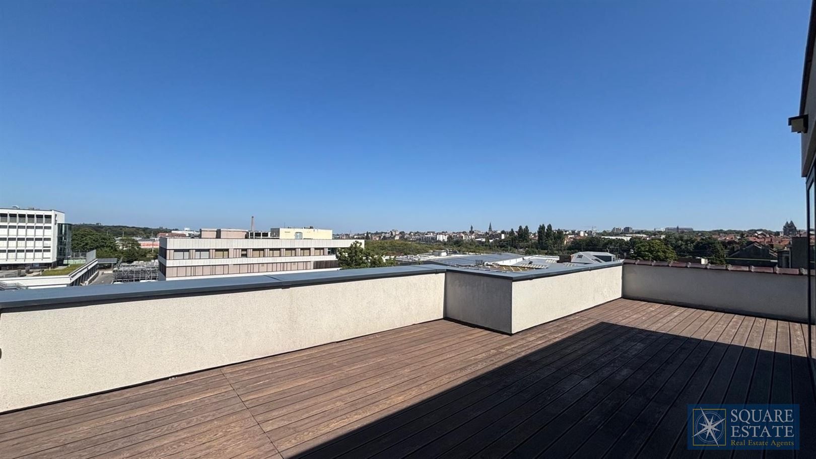 Prachtig penthouse met panoramisch uitzicht foto 10