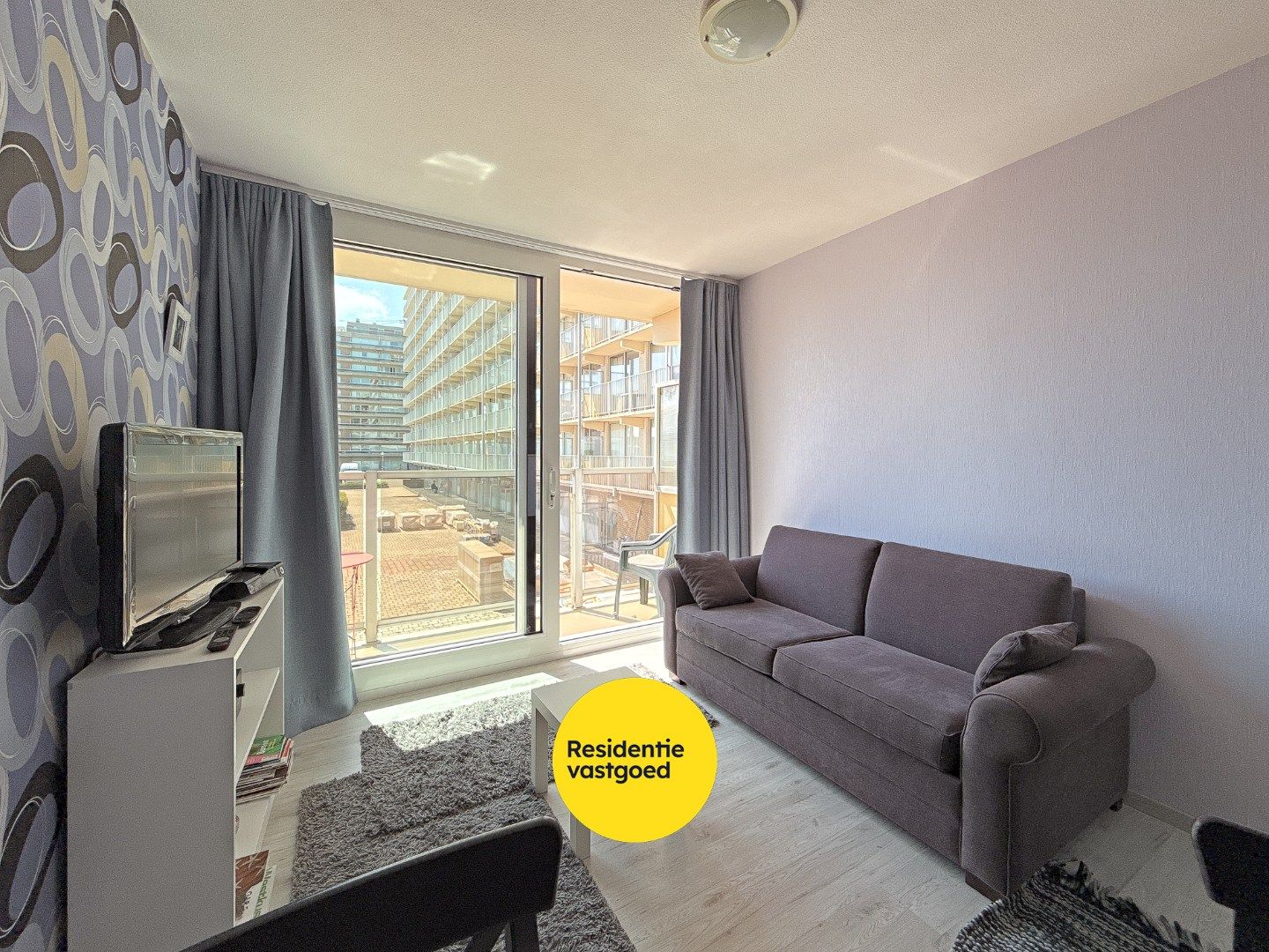 Instapklare gemeubelde studio (30 m²) met terras te Nieuwpoort-Bad. foto 7