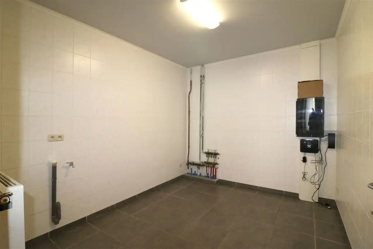 Duplex met groot terras, twee slpk en afgesloten garage foto 24