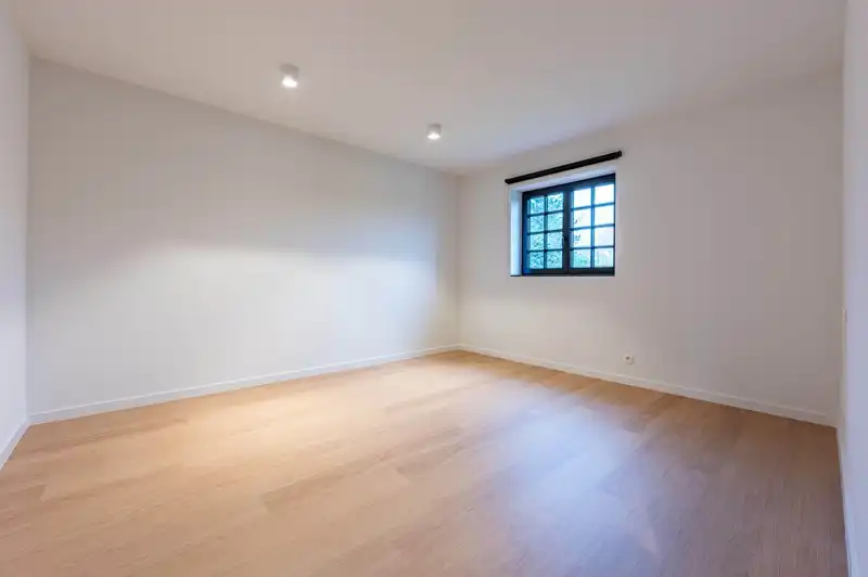 Luxueuze landelijke woning TE HUUR met ruime tuin, garage en 3 slaapkamers in het prachtige Wielsbeke. foto 9