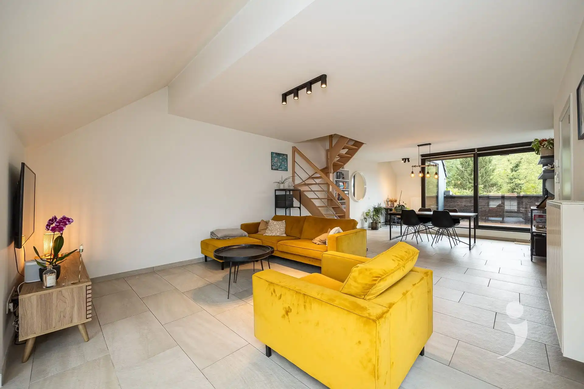 Ruim duplex appartement nabij het centrum van Aarschot foto 3