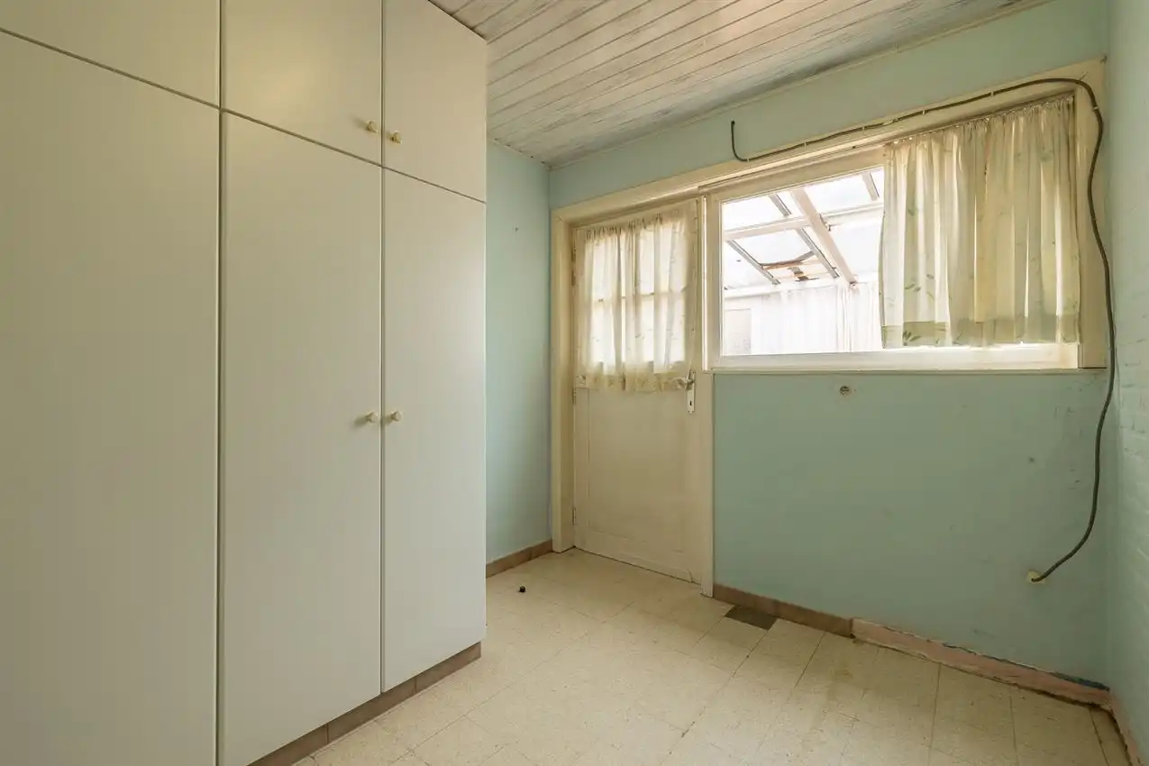 Woning met 3 slaapkamers, veranda en ruime tuin foto 39