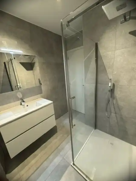 - VERKOCHT - Modern nieuwbouwappartement in Genk-Centrum foto 8