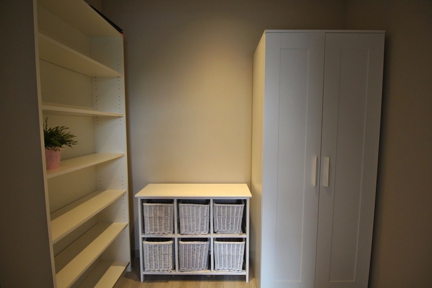 Ruim duplex appartement met 3 slaapkamers en garage! foto 7