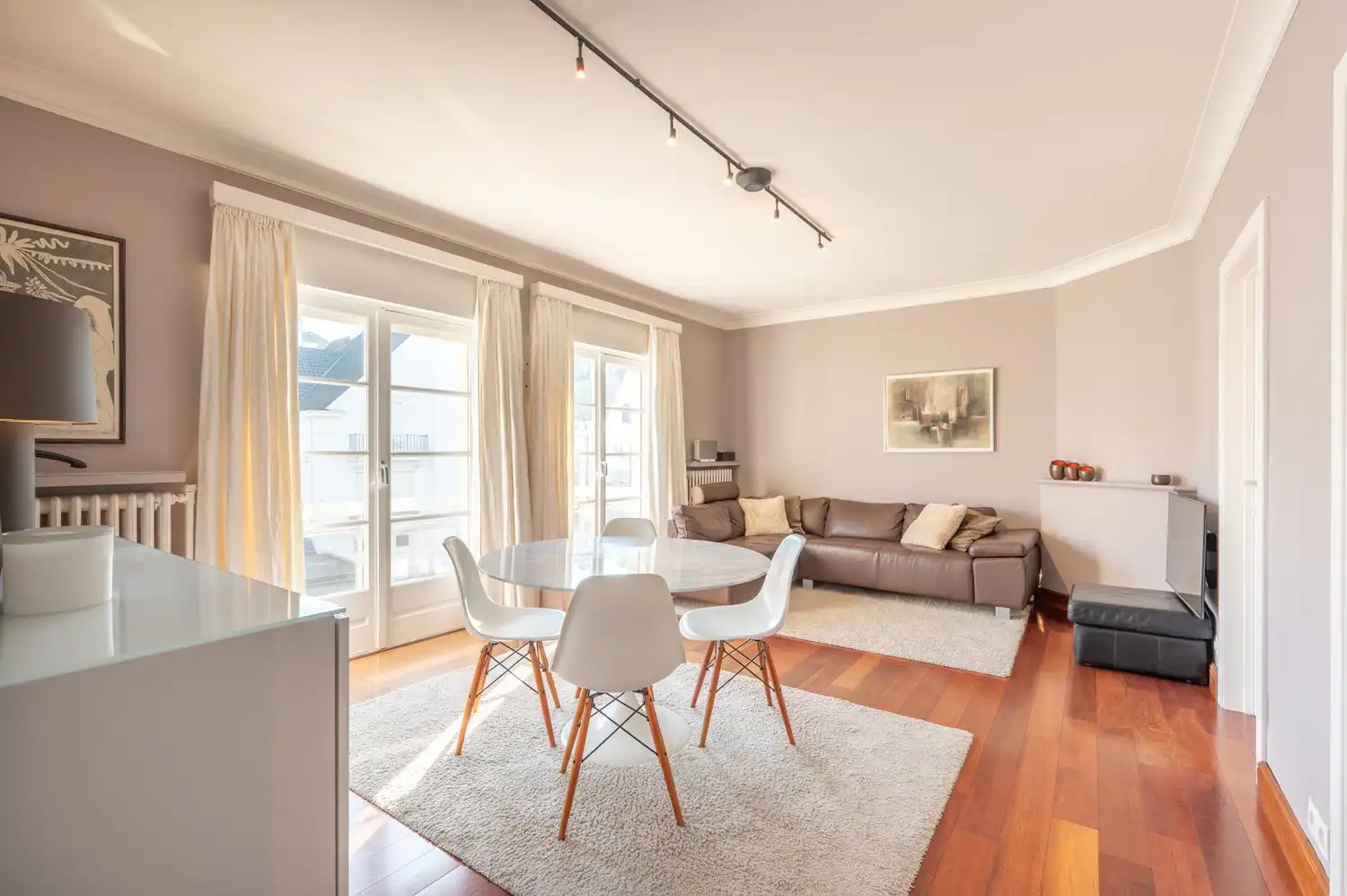 Charmant 2-slaapkamerappartement met zuidgericht terras op topligging in Duinbergen foto 4