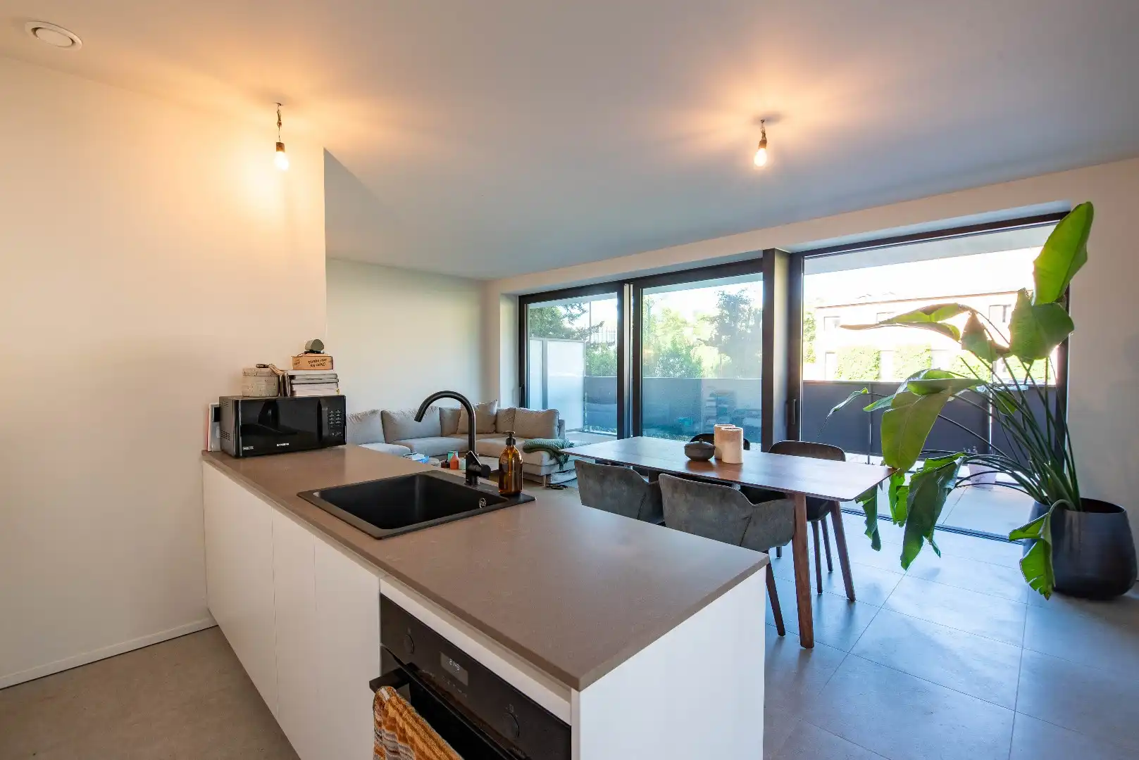 Nieuwbouw appartement in prachtige residentie foto 8