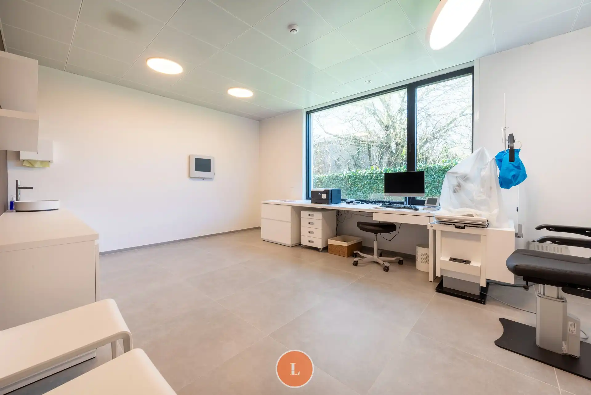 Klassevolle praktijkruimte te huur – hoogwaardige nieuwbouw (2021) foto 10