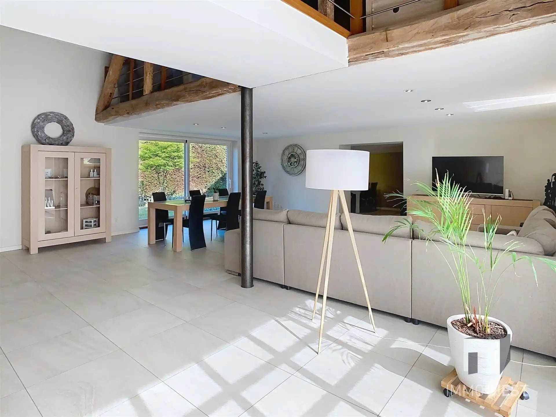 Brasserie - restaurant - feestzaal - privéwoonst foto 12