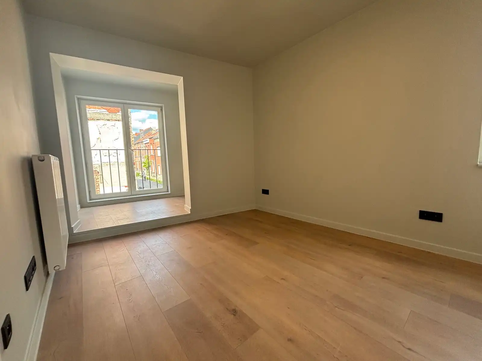 Stadswoning met autostaanplaats foto 6