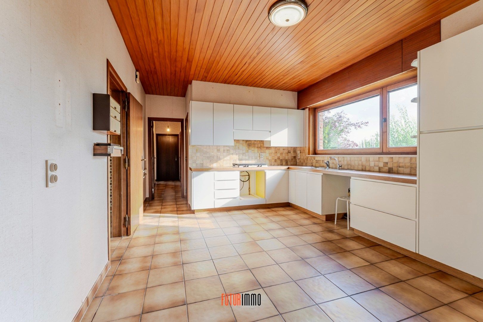 Landelijke woning in Oostnieuwkerke foto 13