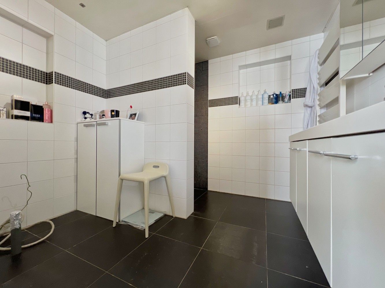 Lichtrijke woning met zonnige tuin + landelijk verzicht foto 7