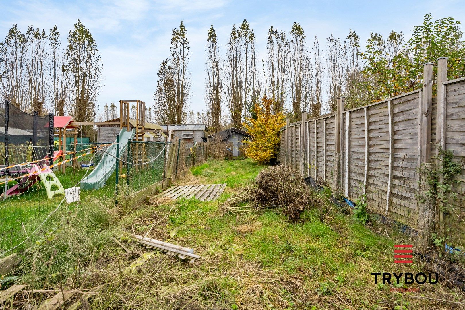 Verrassend ruime woning met garage in centrum Menen foto 9