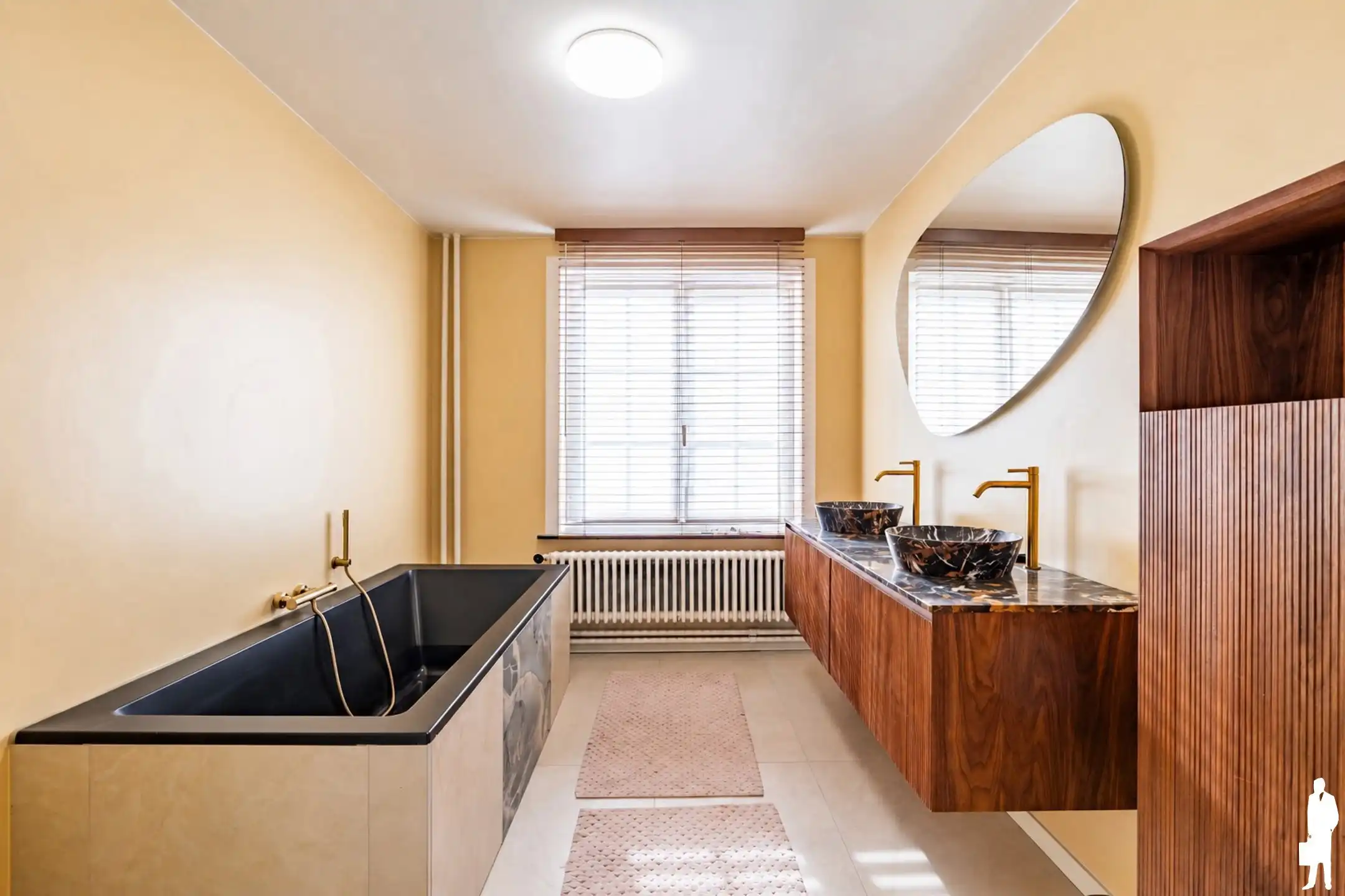 Karaktervolle gerenoveerde woning met 3 slaapkamers foto 12