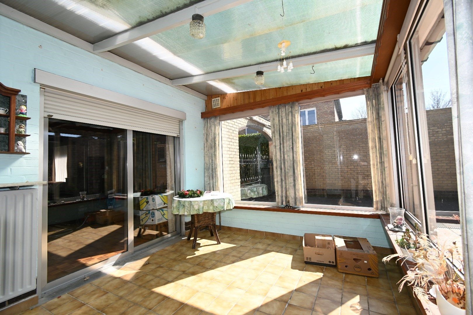 Halfopen bebouwing met garage en tuin foto 12