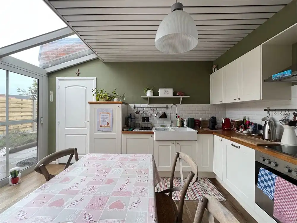 Charmante woning met 3 slaapkamers en garage foto 5