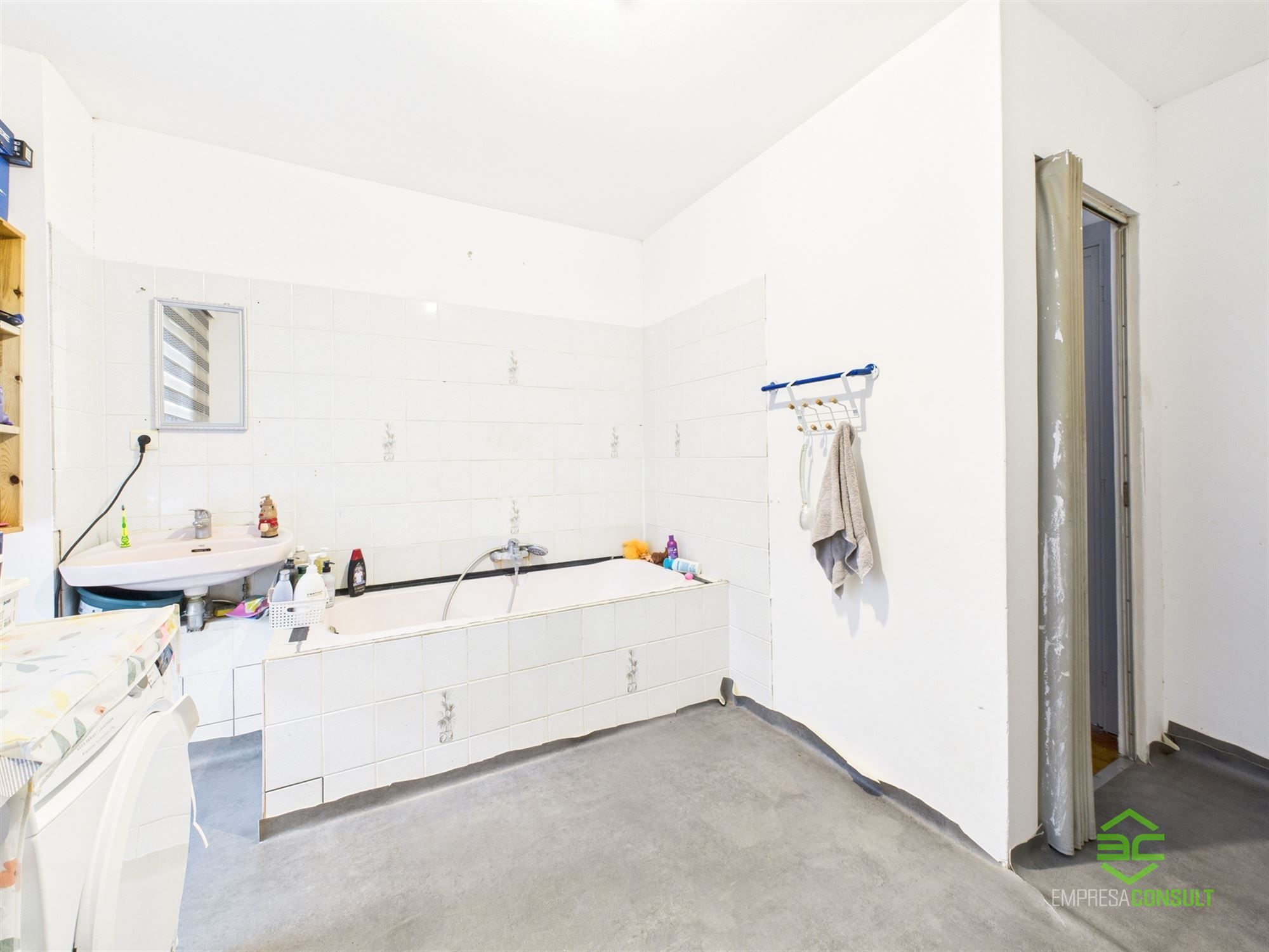 Ruime gezinswoning met 4 slpk in Ezemaal! foto 13