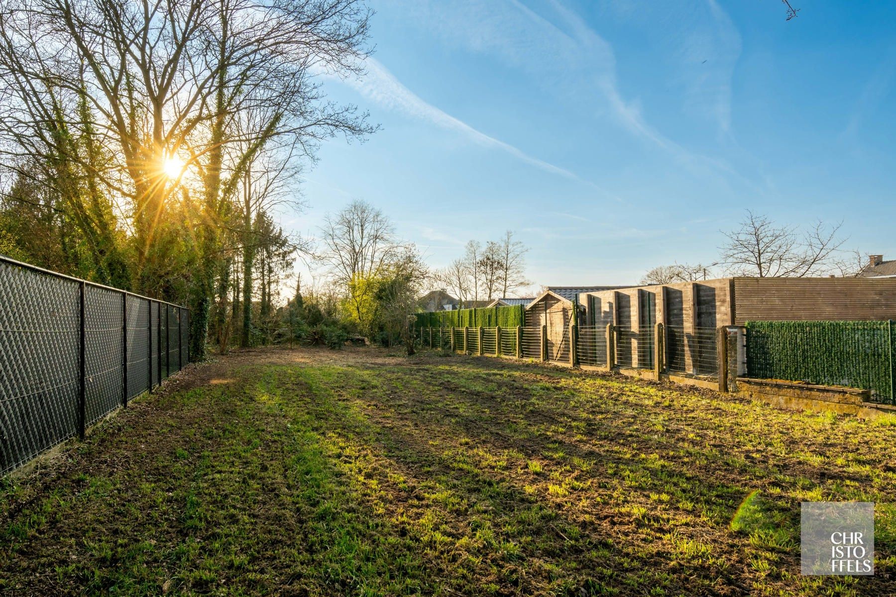 Westelijk georiënteerde grond (776m² ) voor halfopen bebouwing in Zutendaal! foto 1