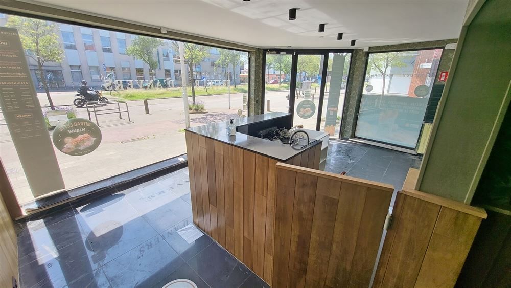 Goed gelegen commerciele ruimte | Merksem foto 6