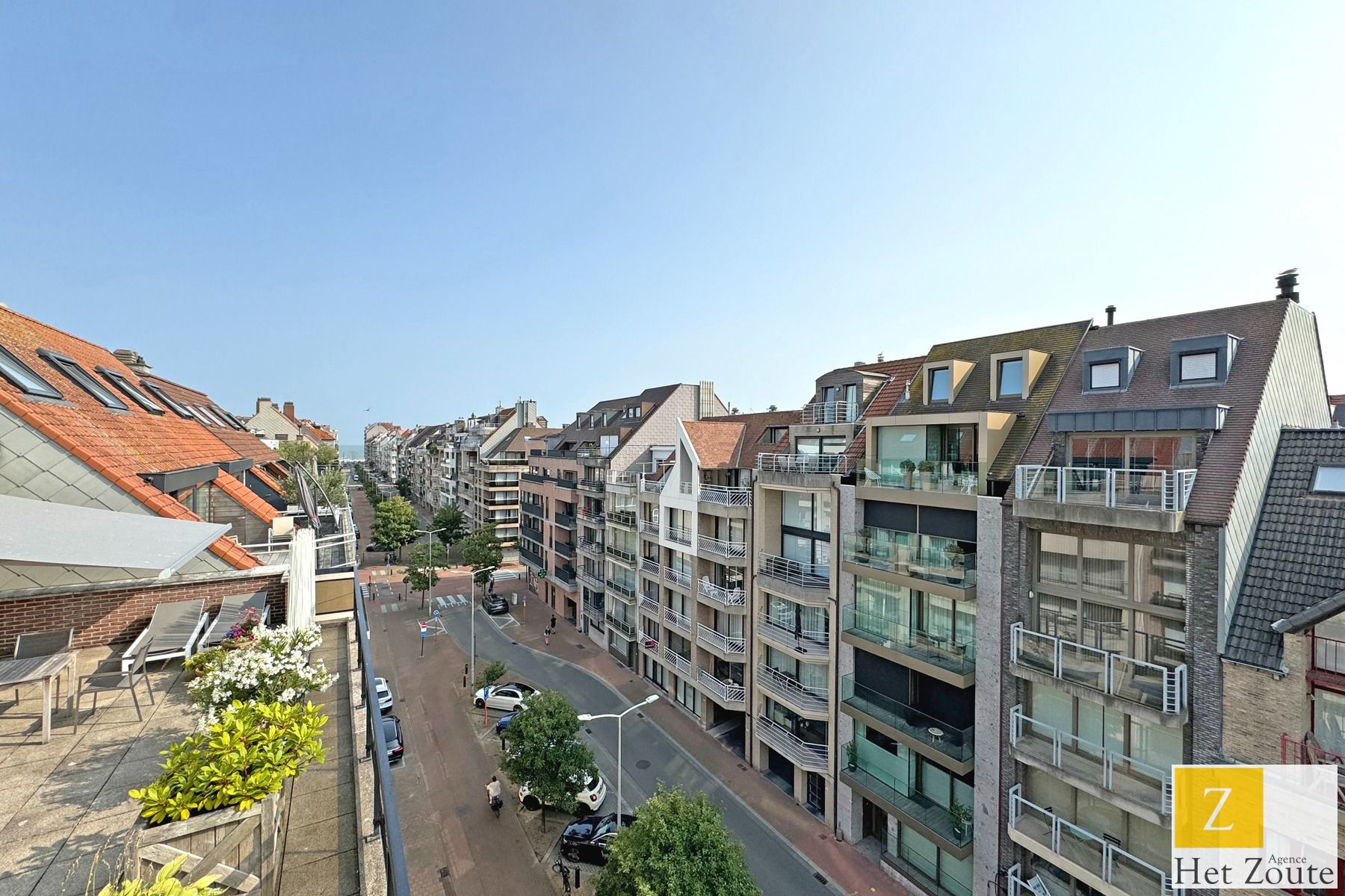 Luxueus duplex-penthouse in hartje Knokke, ruime terrassen foto 11