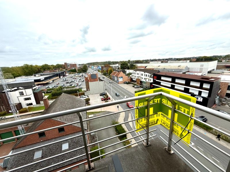 Centraal gelegen appartement met 2 slaapkamers en garage foto 15