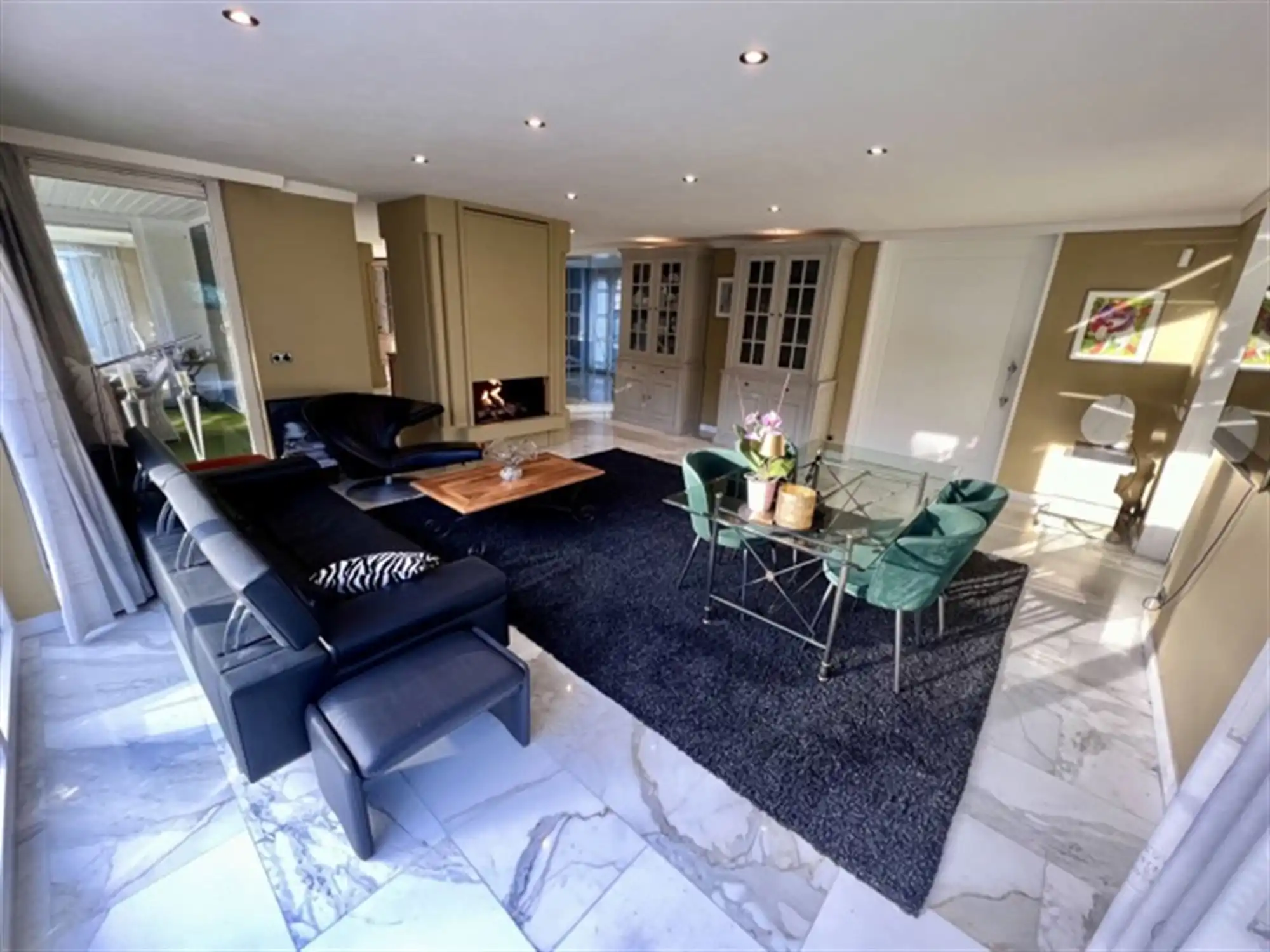 Statig landgoed met binnenzwembad op toplocatie foto 19