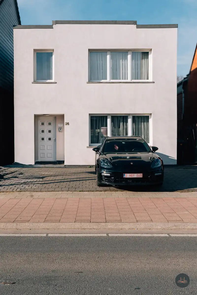 Comfortabele ruime gezinswoning met strategische ligging foto 46