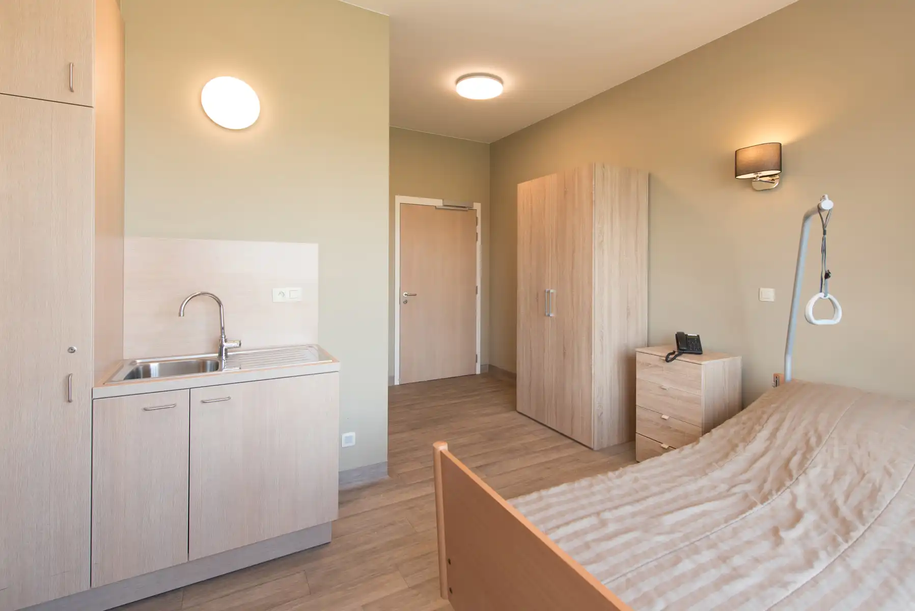 Serviceflat te koop foto 3