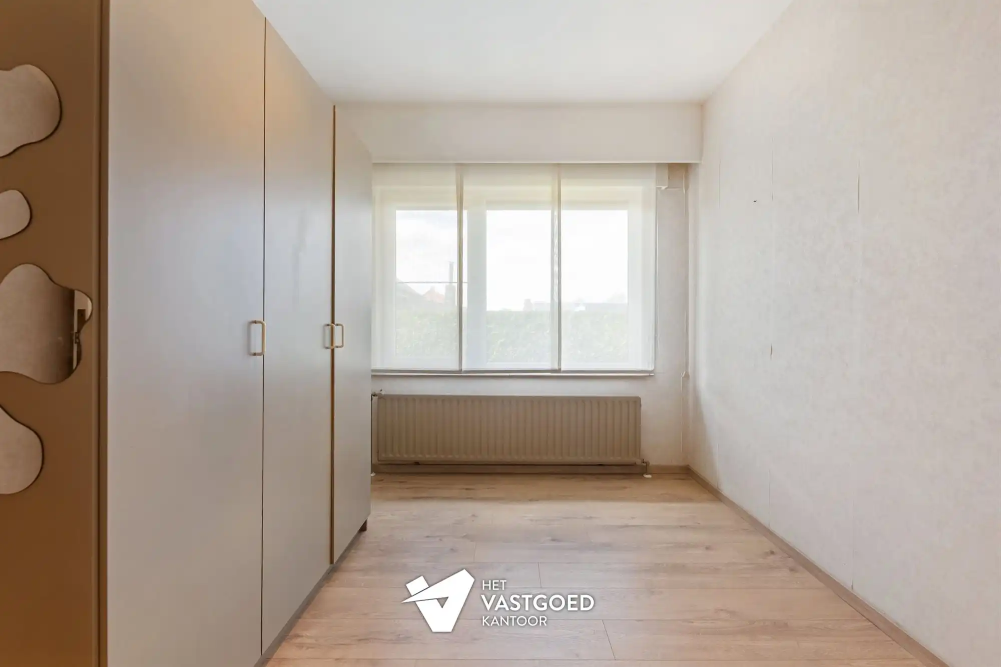 INSTAPKLARE GELIJKVLOERSE WONING OP RUSTIGE LIGGING foto 19