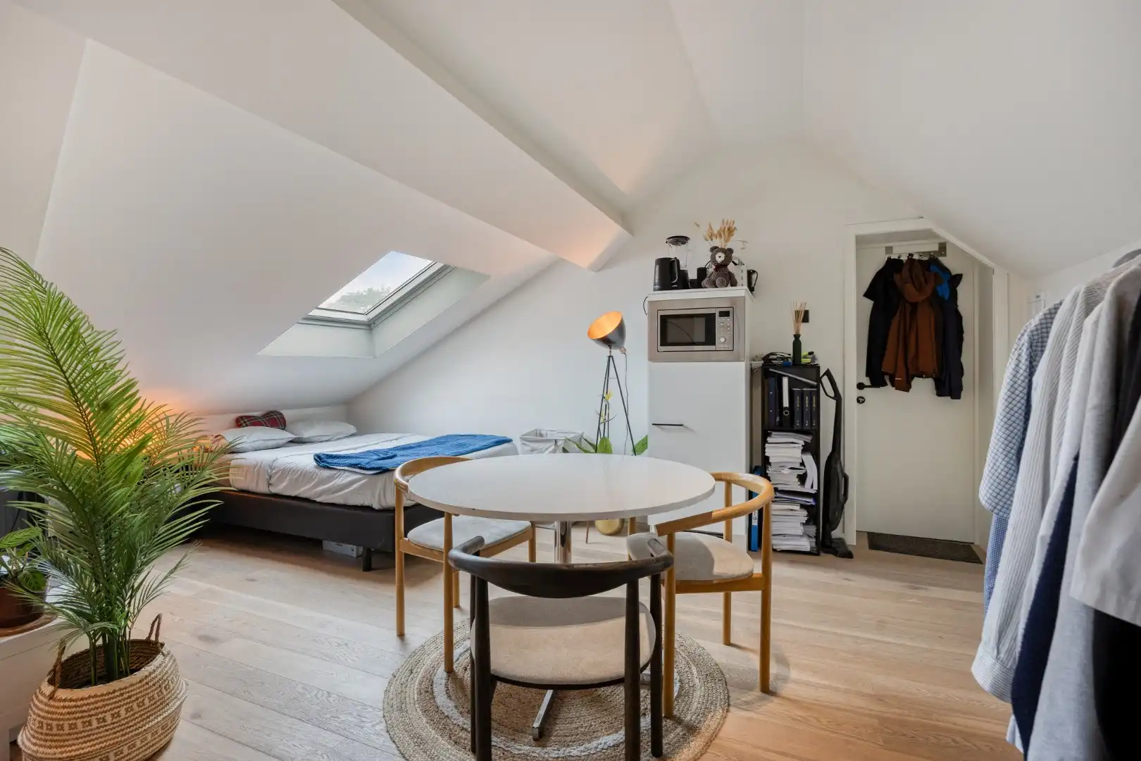 Studentenkamer van 28m² in prachtig gerenoveerd en ruime residentie met tuin in Leuven - 79KWH/m²  foto 2