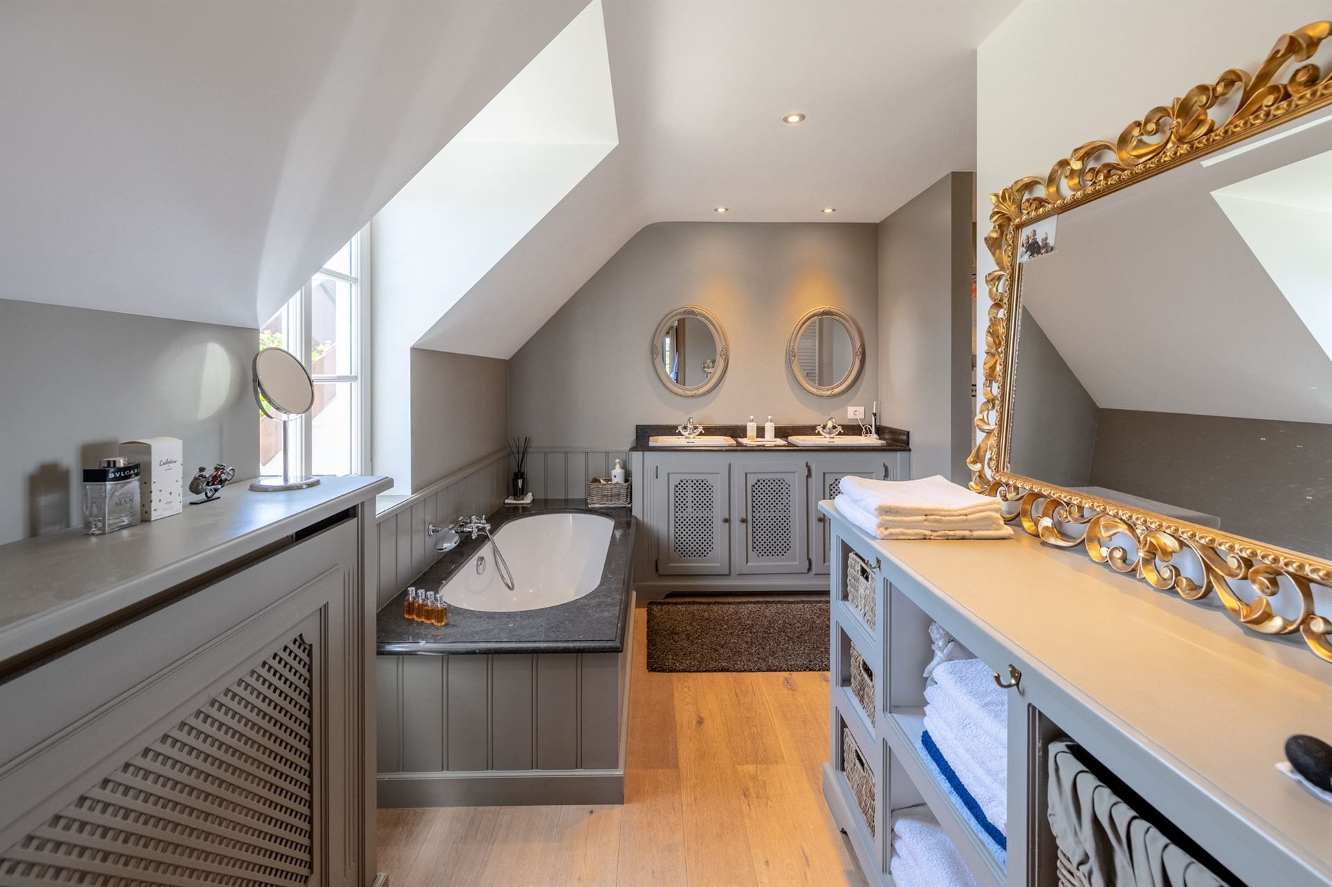 Prachtige, elegante villa op rustige locatie foto 20