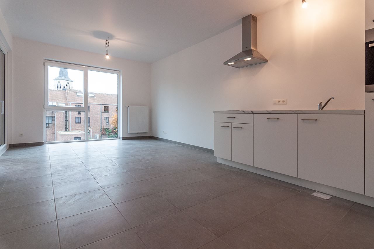 Nieuw 1 slaapkamer-app incl kelder en autostpl foto 6