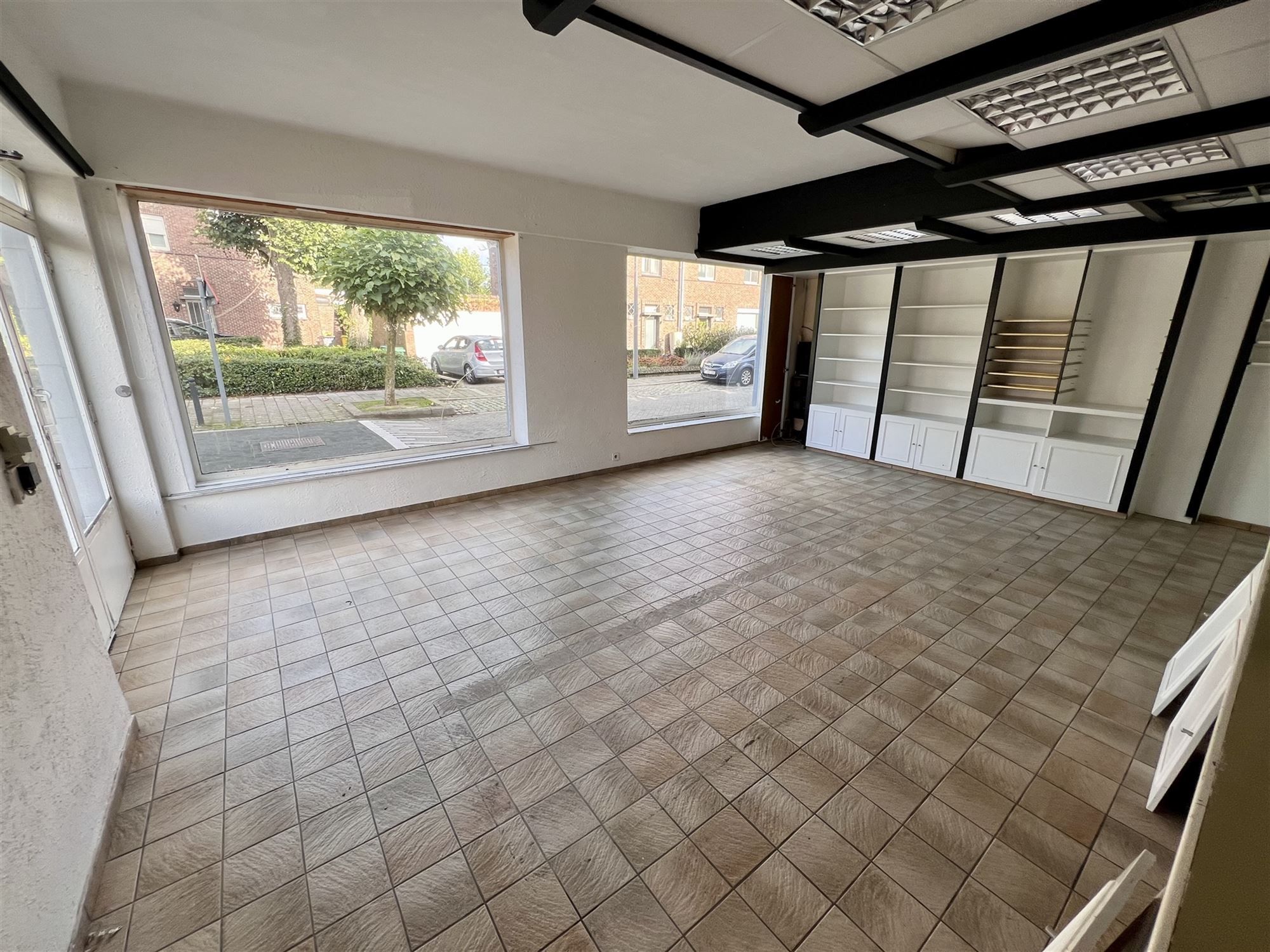 Hoofdfoto van de publicatie: Uniek Pand van 385 m² met Onbeperkte Mogelijkheden
