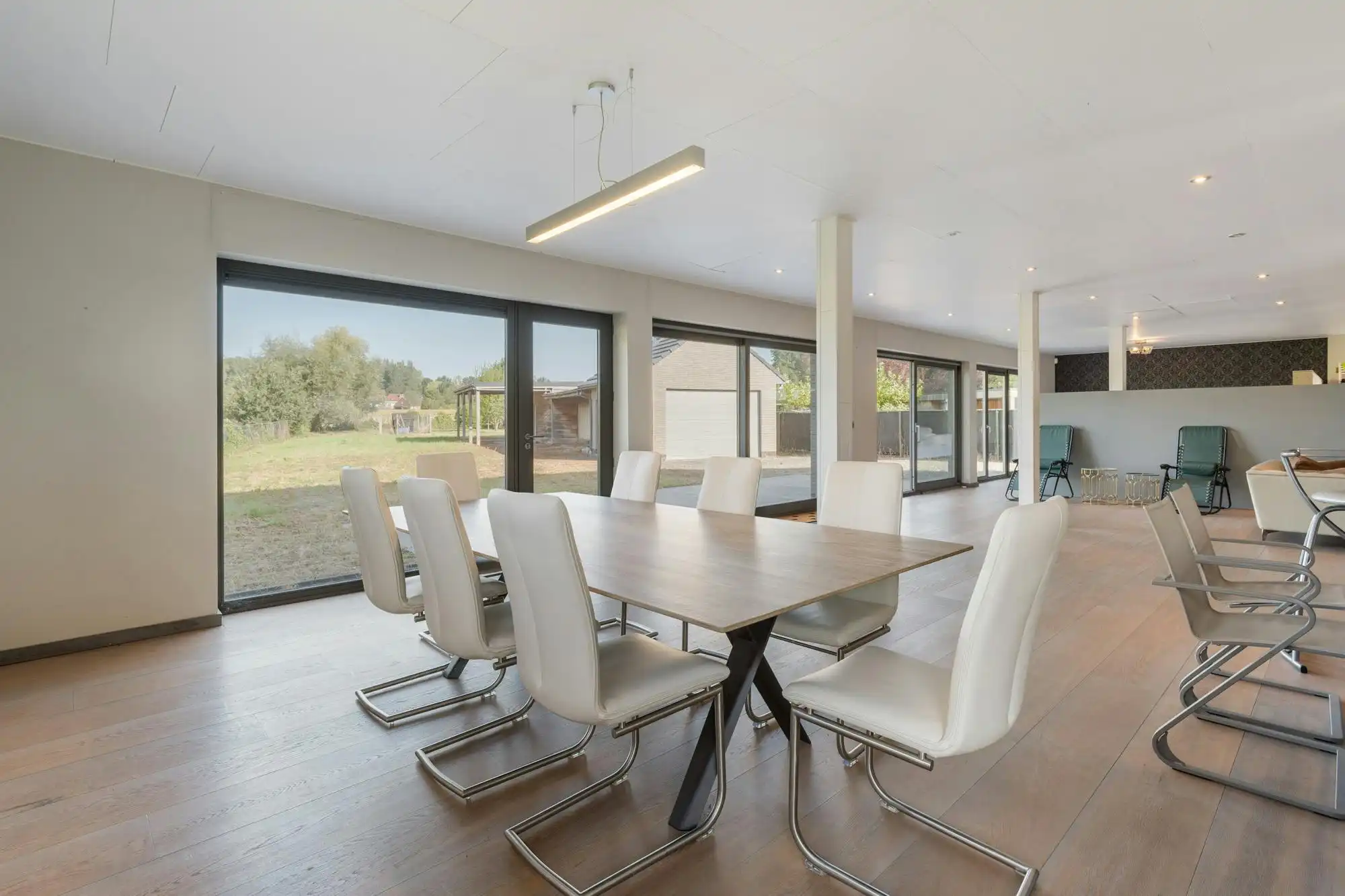 Ruime villa met tuin & 2 garages, ideaal als kangoeroewoning foto 31
