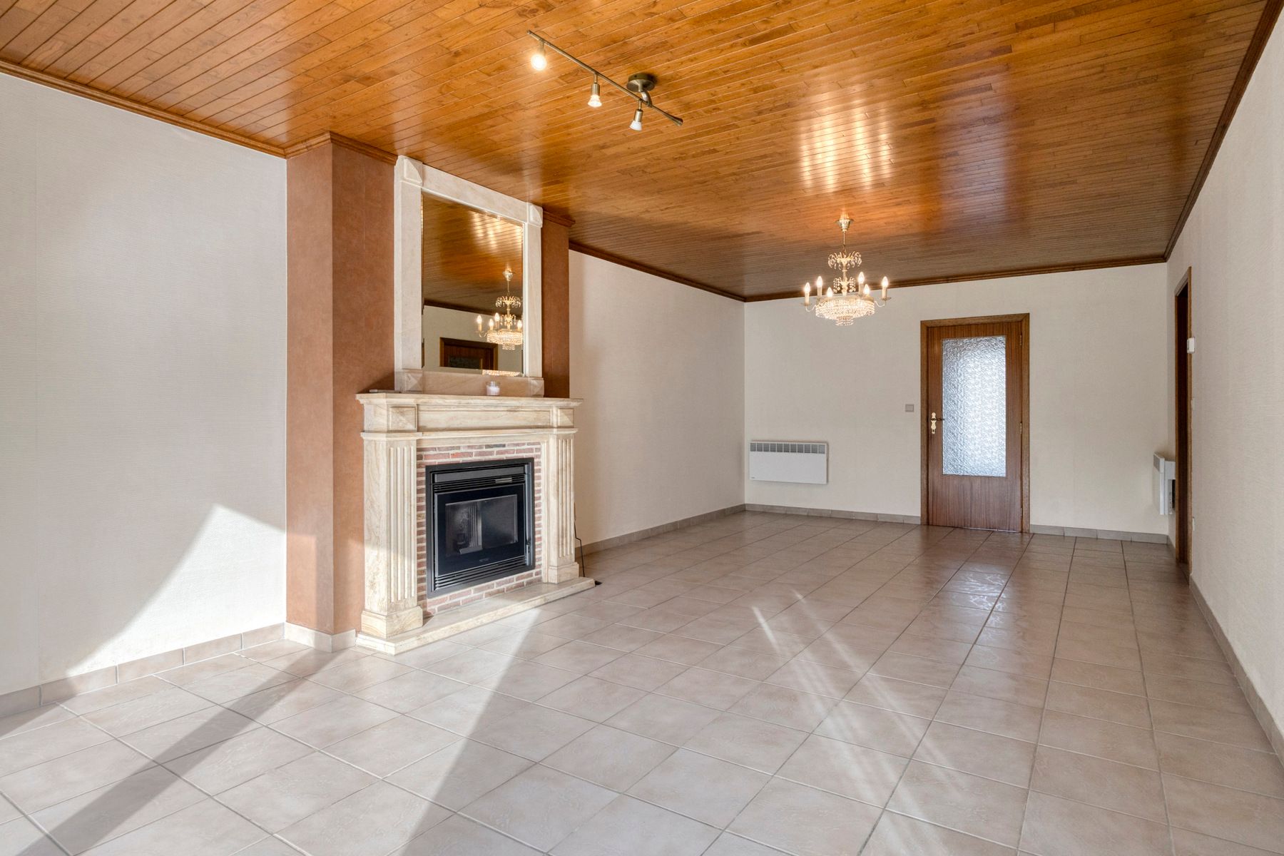 Instapklare woning met 3 slaapkamers en ruime tuin foto 4