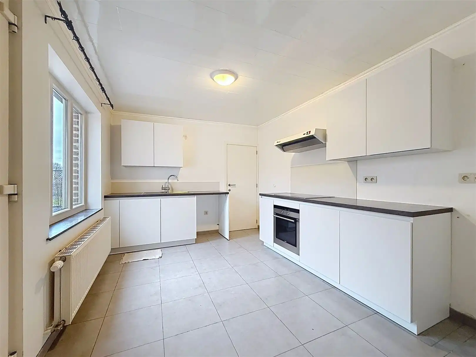 Ruime woning met 4 slpks en verhuurde studio + tuin foto 14