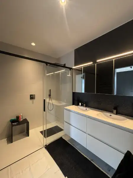 Nieuwbouw 3-slaapkamerappartement te huur voor kortere periode foto 5