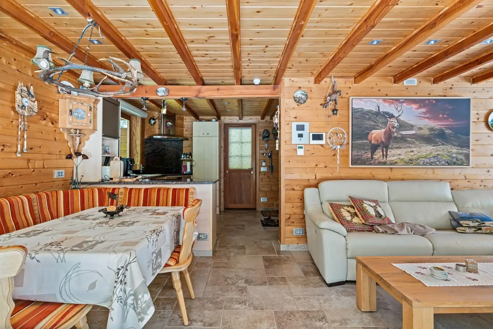 Prachtige Chalet op 3107m² foto 7
