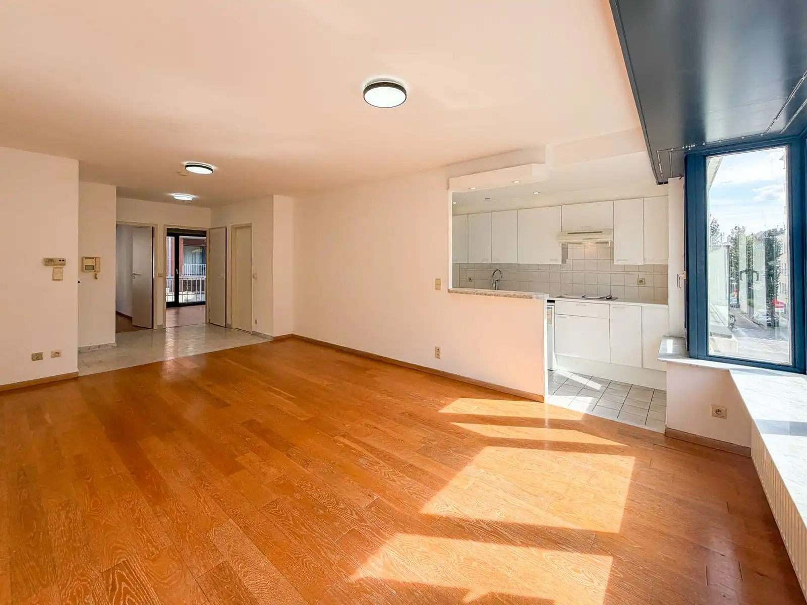 Aangenaam appartement op toplocatie nabij zee en centrum! foto 3