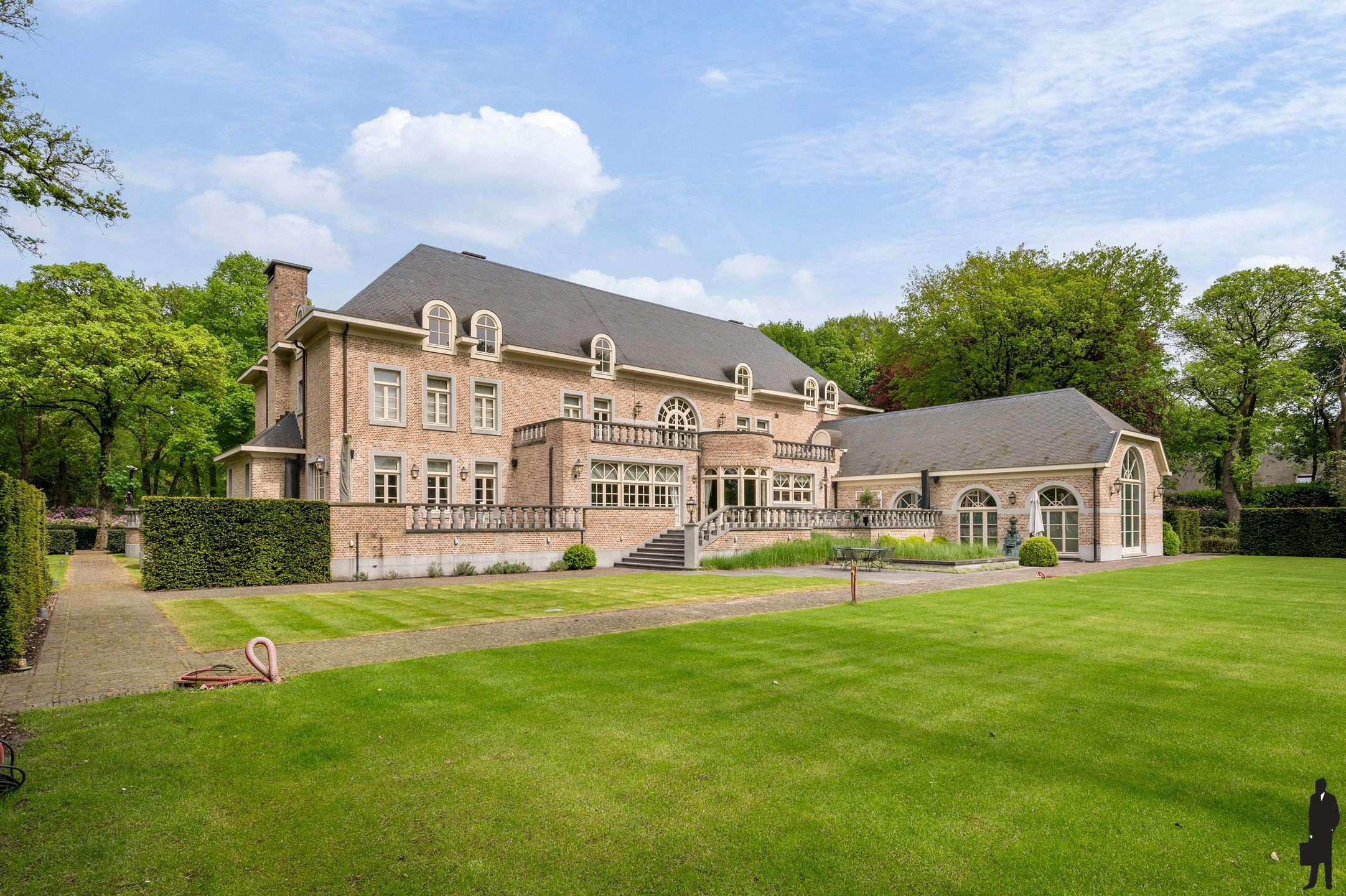 Exclusief landgoed “De Markgraaf” met polyvalent bijgebouw  foto 36