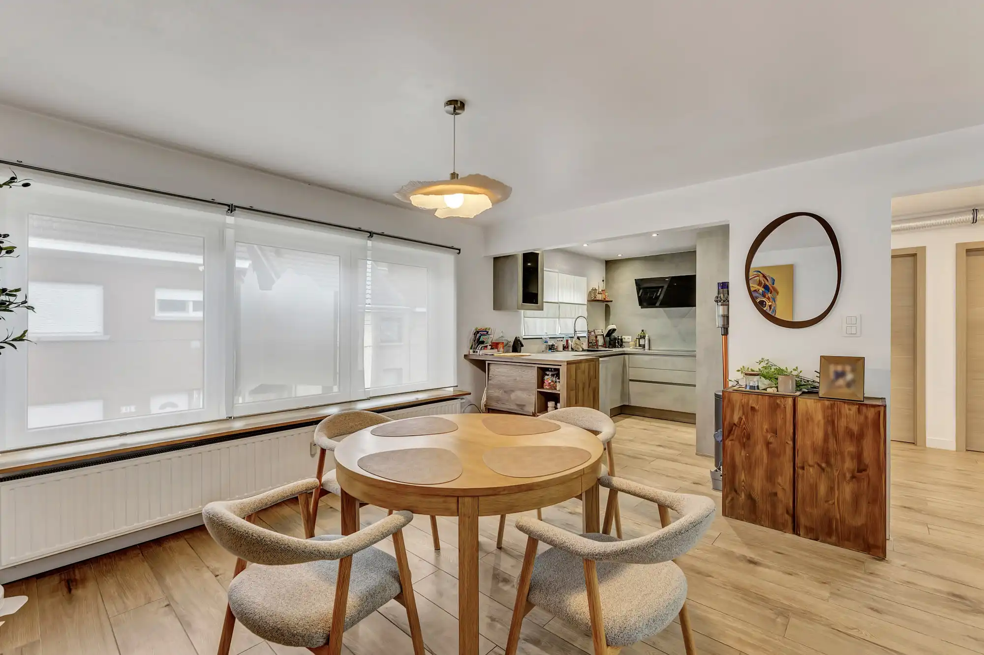 Instapklaar appartement met twee slaapkamers en garage foto 6