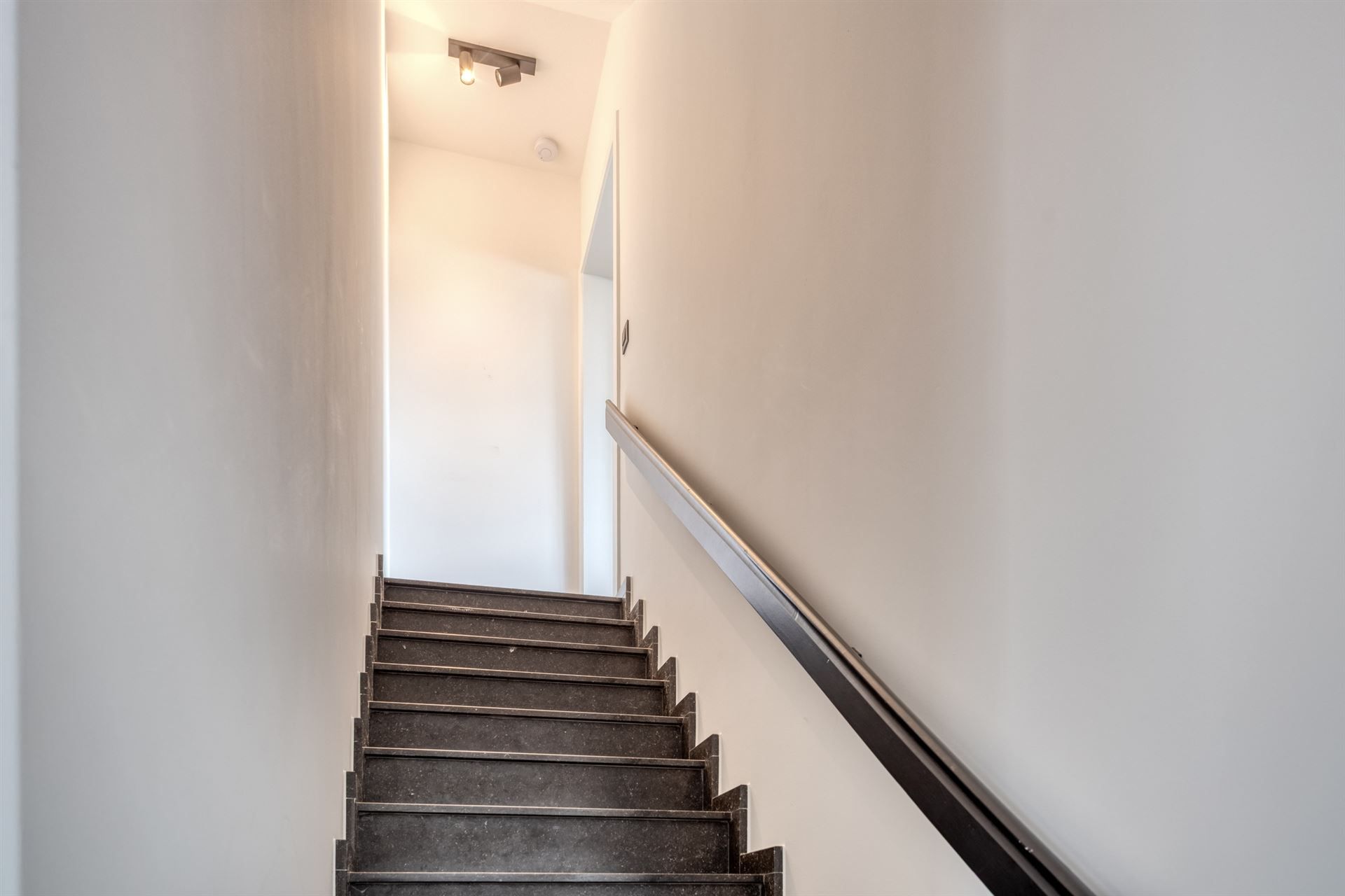 Volledig gerenoveerd appartement 2020 foto 25