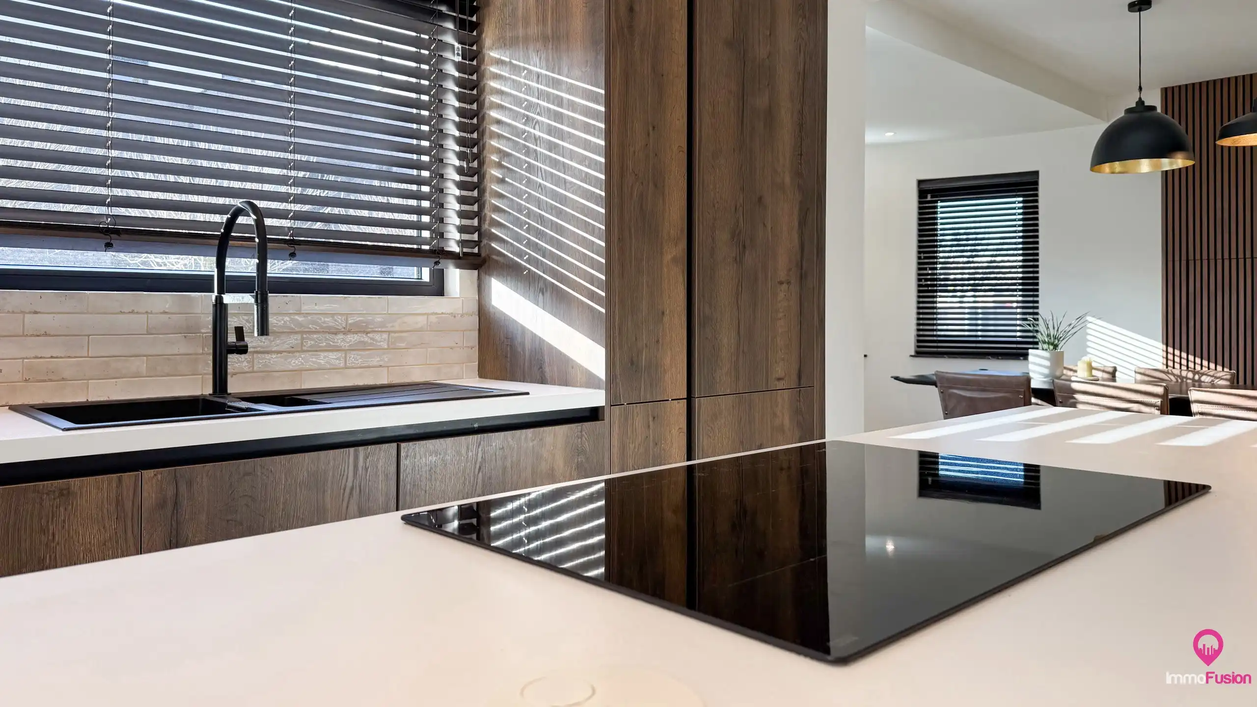 Mooie instapklare open bebouwing met charme op ruim perceel! foto 9