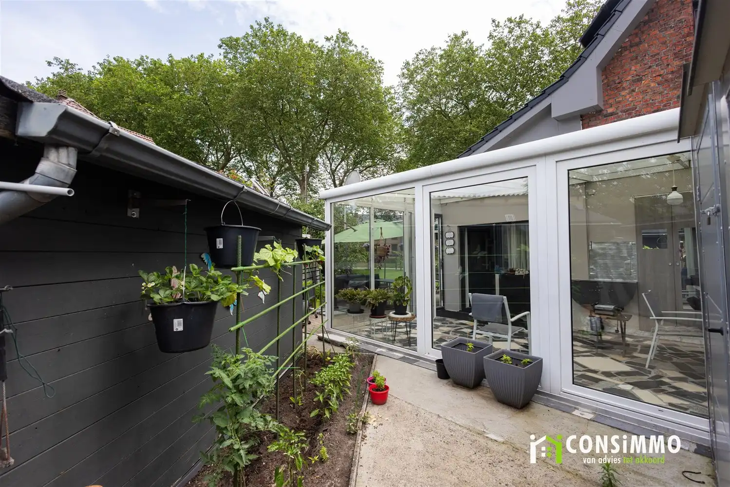 Gerenoveerde mijnwoning in de tuinwijk van Waterschei foto 21