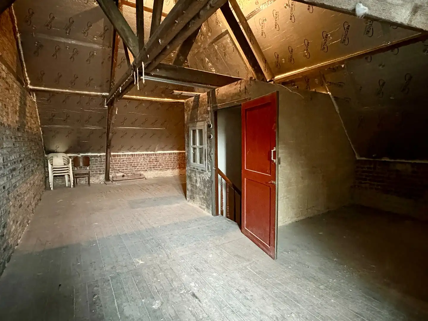 Halfopen herenhuis te koop in Kooigem op 1.382 m² grond foto 14