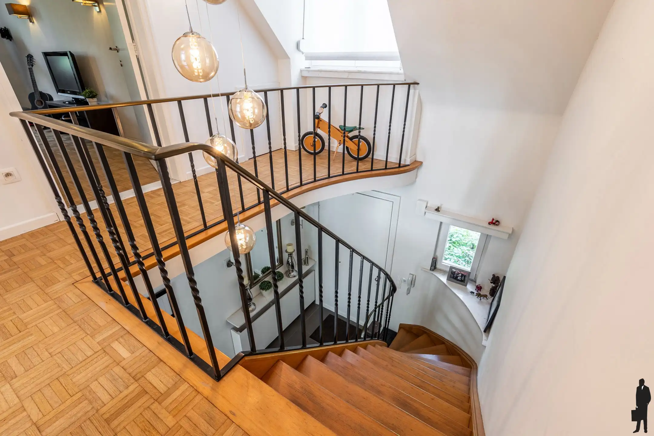 Charmante villa met zwembad op rustige ligging foto 11